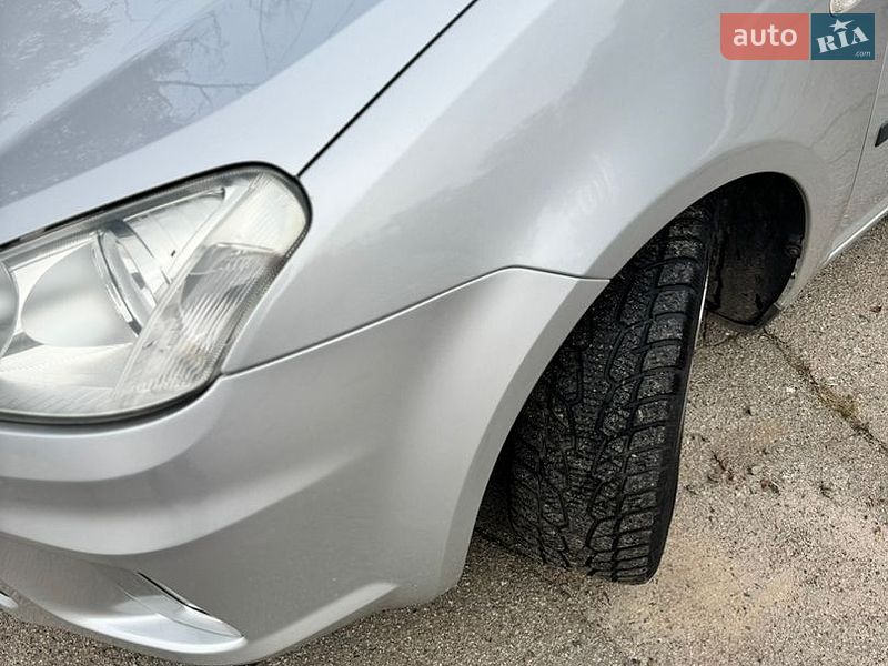 Мінівен Ford C-Max 2007 в Миколаєві