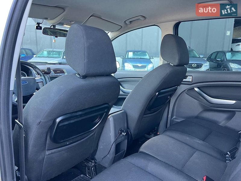 Мінівен Ford C-Max 2010 в Львові