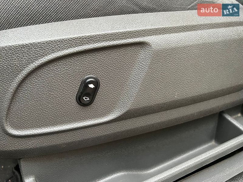 Мінівен Ford C-Max 2005 в Житомирі фото 47 Мінівен Ford C-Max 2005 в Житомирі