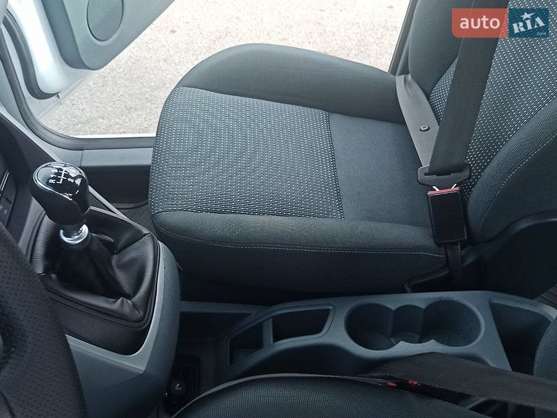 Мінівен Ford C-Max 2013 в Переяславі