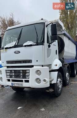 Самоскид Ford Cargo 2012 в Дніпрі