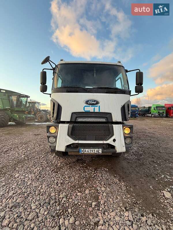Самосвал Ford Cargo 2016 в Киеве
