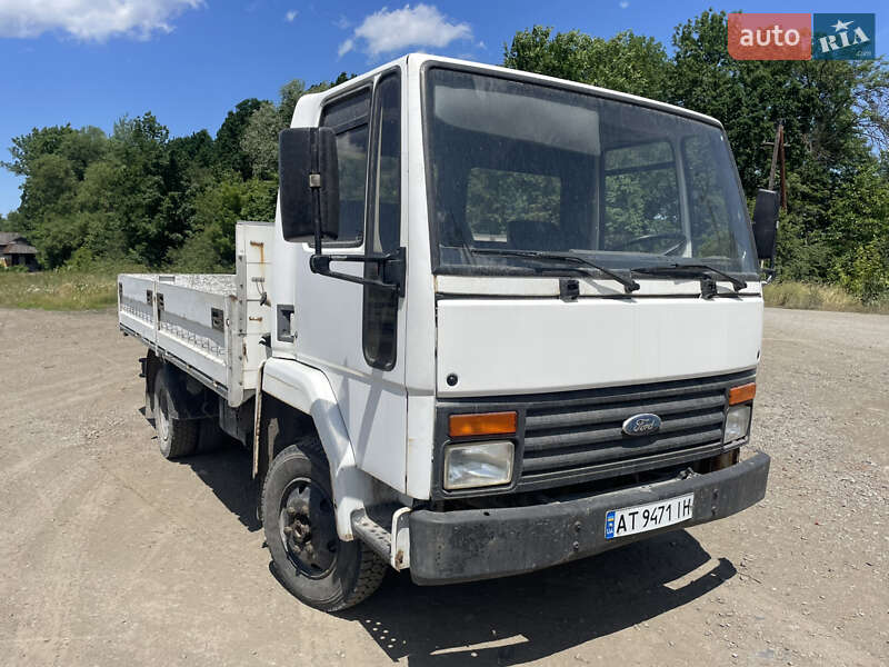 Борт Ford Cargo 1988 в Ивано-Франковске
