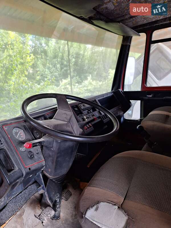 Борт Ford Cargo 1996 в Рахові