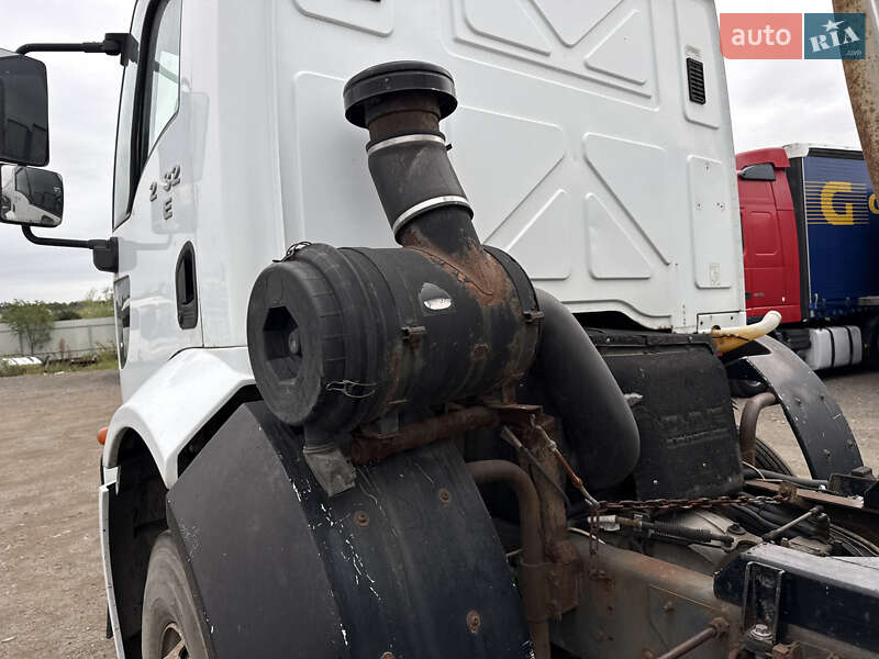 Бензовоз Ford Cargo 2014 в Киеве