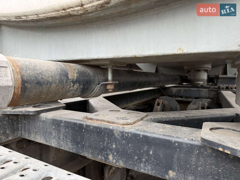 Бензовоз Ford Cargo 2014 в Киеве