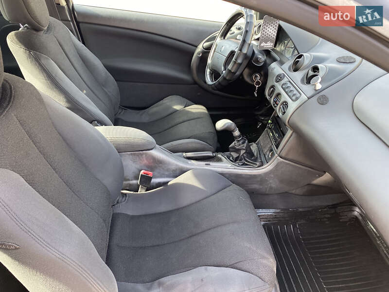 Купе Ford Cougar 1999 в Дубні