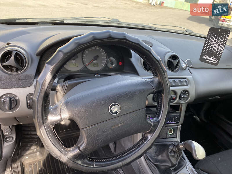 Купе Ford Cougar 1999 в Дубні