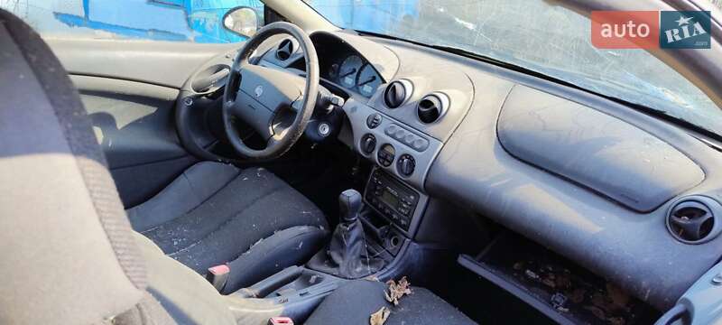 Купе Ford Cougar 2000 в 