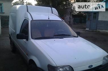 Грузопассажирский фургон Ford Courier 1994 в Кременце