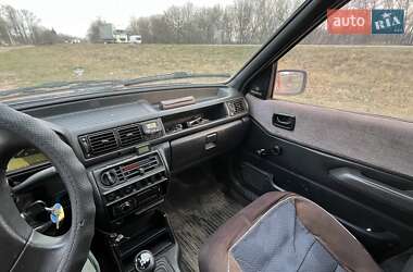 Грузовой фургон Ford Courier 1993 в 