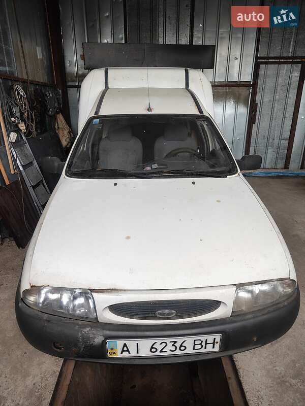 Ford Courier 1996