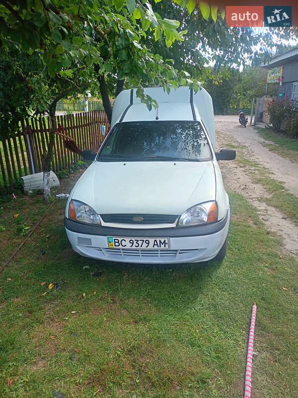 Ford Courier 2001