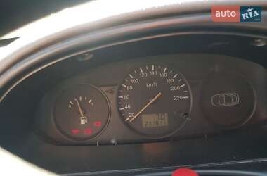 Вантажний фургон Ford Courier 1999 в Івано-Франківську