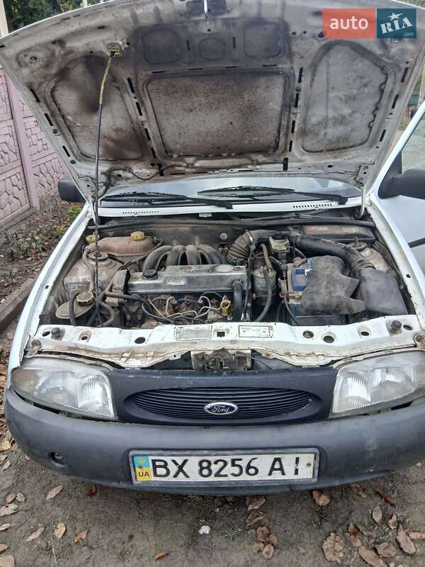 Минивэн Ford Courier 1999 в Апостолово фото 9 Минивэн Ford Courier 1999 в Апостолово