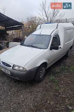 Грузовой фургон Ford Courier 1998 в Кельменцах