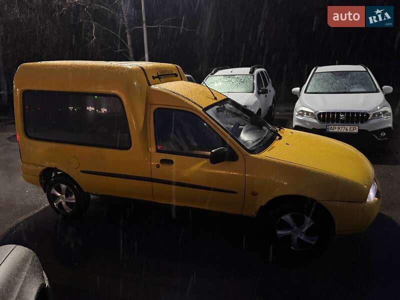 Минивэн Ford Courier 1996 в Запорожье