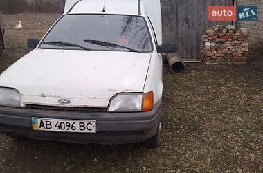 Минивэн Ford Courier 1994 в Петрове