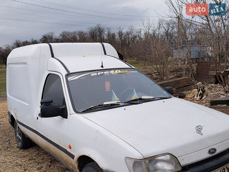 Мінівен Ford Courier 1994 в Одесі фото Мінівен Ford Courier 1994 в Одесі