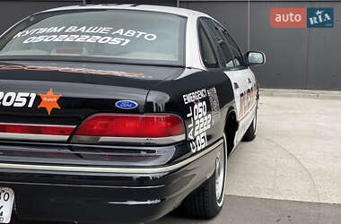 Седан Ford Crown Victoria 1994 в Киеве