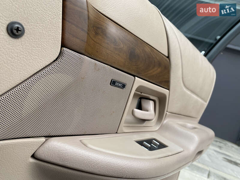 Седан Ford Crown Victoria 1994 в Киеве