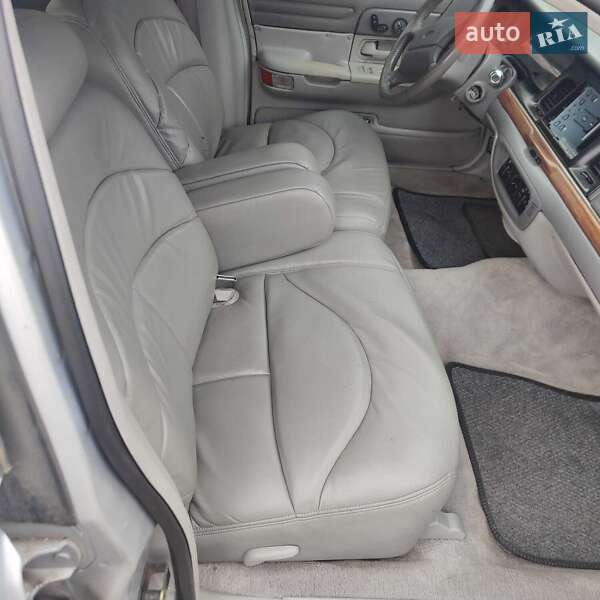 Седан Ford Crown Victoria 1996 в Харкові
