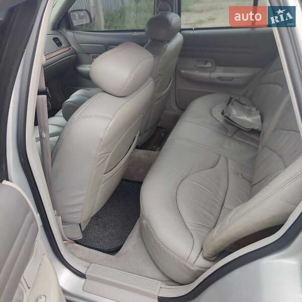 Седан Ford Crown Victoria 1996 в Харкові