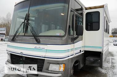 Минивэн Ford E-series 1997 в 