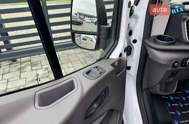 Вантажний фургон Ford E-Transit 2023 в Рівному
