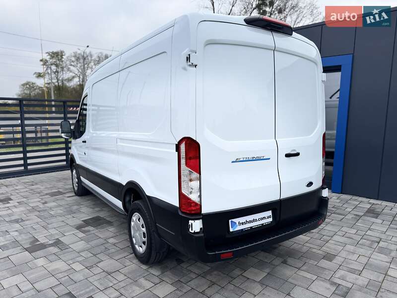 Грузовой фургон Ford E-Transit 2023 в Ровно
