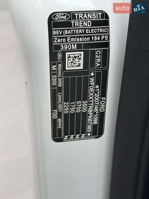 Грузовой фургон Ford E-Transit 2023 в Ровно