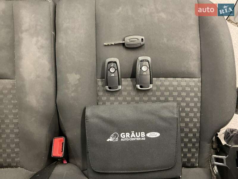 Грузовой фургон Ford E-Transit 2023 в Тернополе