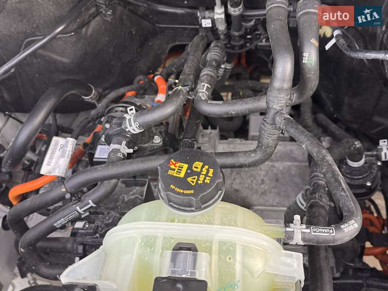 Грузовой фургон Ford E-Transit 2023 в Луцке