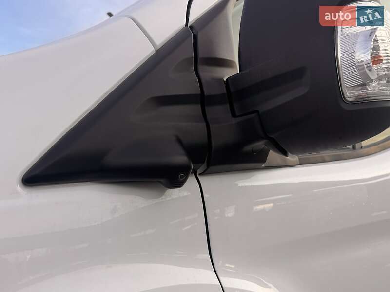 Грузовой фургон Ford E-Transit 2023 в Луцке