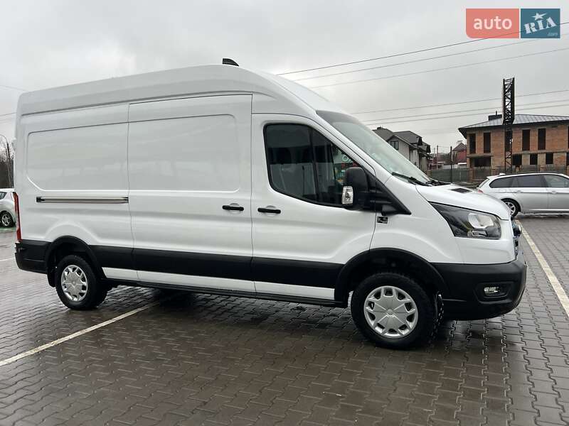 Грузовой фургон Ford E-Transit 2024 в Луцке