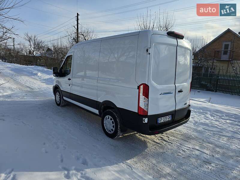Грузовой фургон Ford E-Transit 2023 в Виннице
