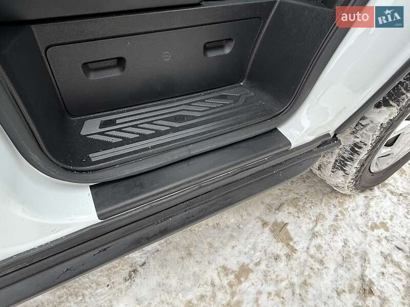 Грузовой фургон Ford E-Transit 2022 в Виннице