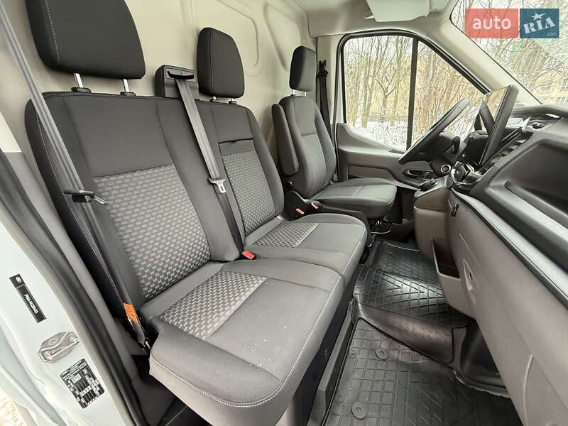 Грузовой фургон Ford E-Transit 2022 в Виннице