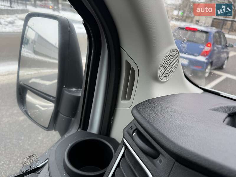 Грузовой фургон Ford E-Transit 2022 в Виннице