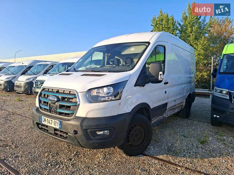 Ford E-Transit 2023