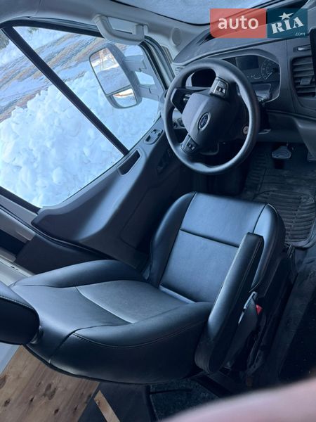 Грузовой фургон Ford E-Transit 2022 в Олевске