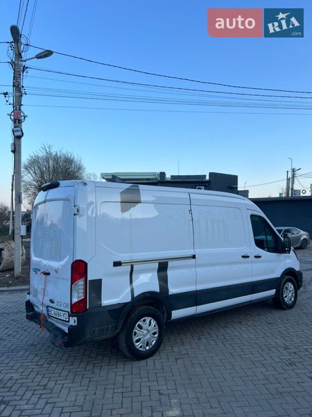 Вантажний фургон Ford E-Transit 2022 в Львові