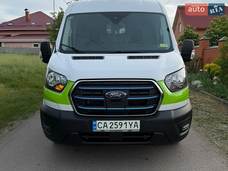 Ford E-Transit 2023