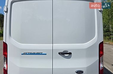 Грузовой фургон Ford E-Transit 2022 в Ковеле