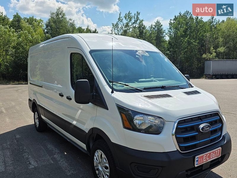 Грузовой фургон Ford E-Transit 2022 в Ковеле