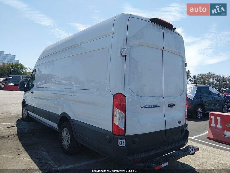 Грузопассажирский фургон Ford E-Transit 2022 в Луцке фото 4 Грузопассажирский фургон Ford E-Transit 2022 в Луцке