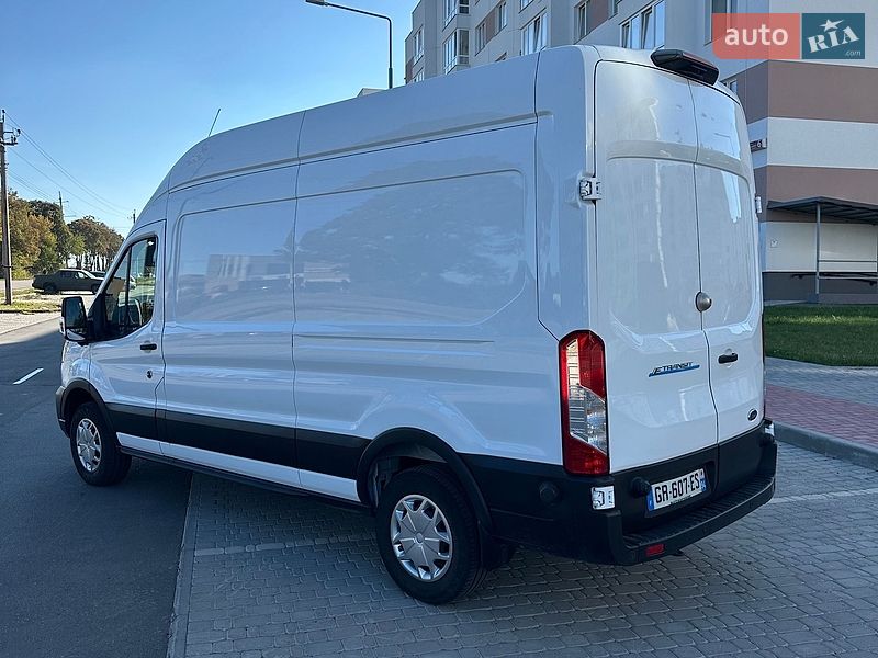 Грузовой фургон Ford E-Transit 2023 в Виннице