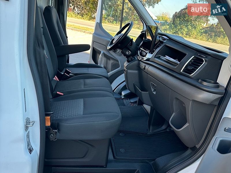 Грузовой фургон Ford E-Transit 2023 в Виннице