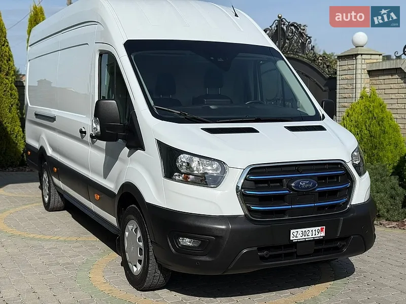 Ford E-Transit 2024