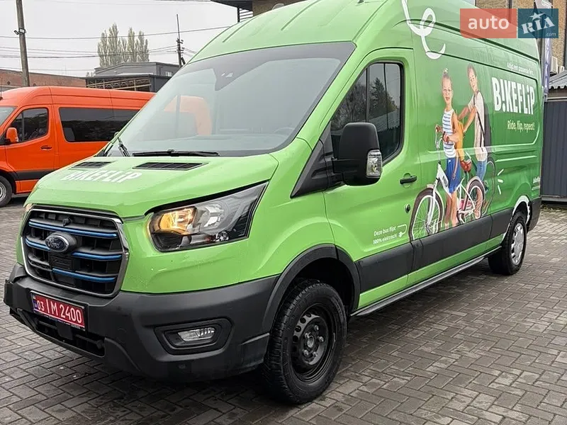 Ford E-Transit 2024
